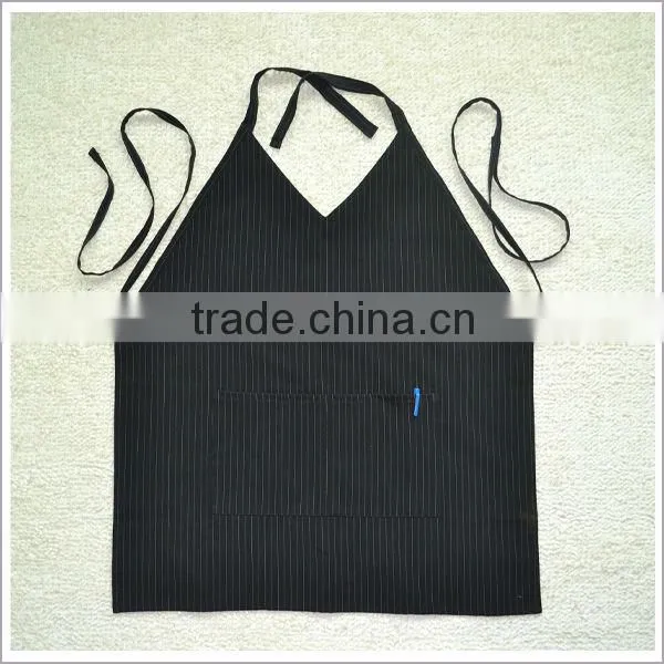 Tailored V-neck Center Divided Patch Pocket Apron Material