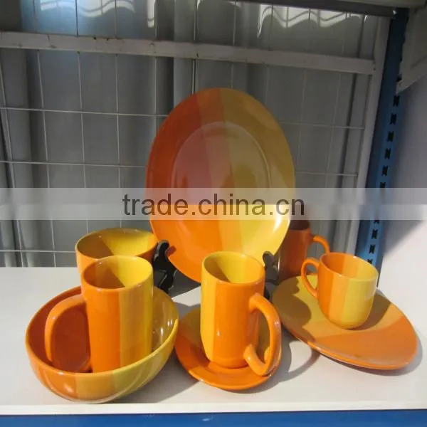 New Round green16pc Ceramic Stoneware Dinner sets in Pakistan -Dinner Plate+Dessert Plate +Mugs+Bowls Service For 4