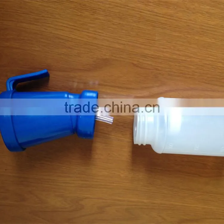 Poly Etheylene Material Return Teat Dipper Cup
