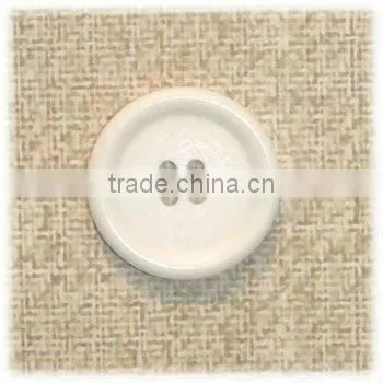 Natural Colored Eco-Friendly Buffalo Horn Bone Button