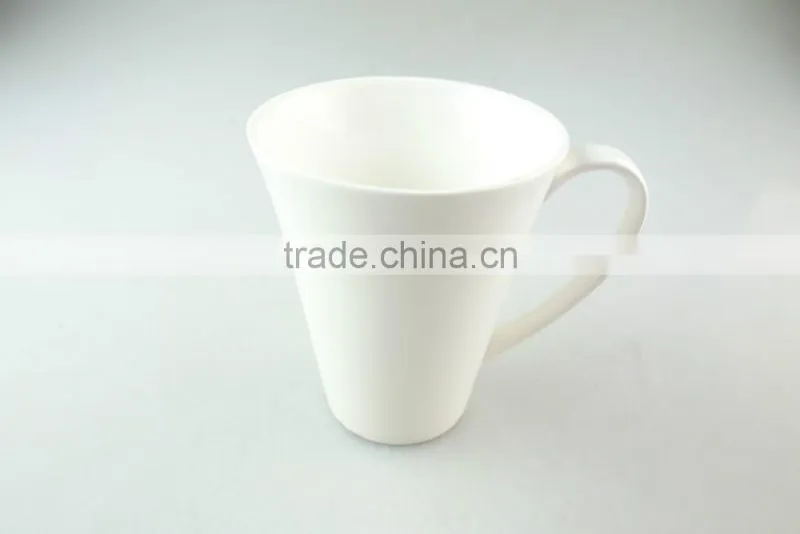 stock porcelain mug with handle very cheap price