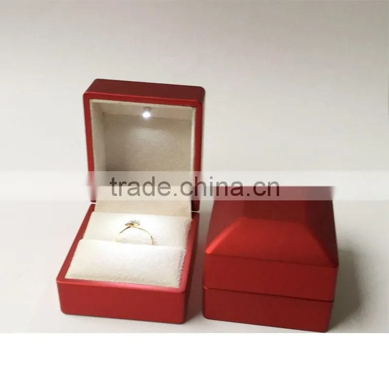 Hot sale wholesale customized gift LED ring box for girlfriend