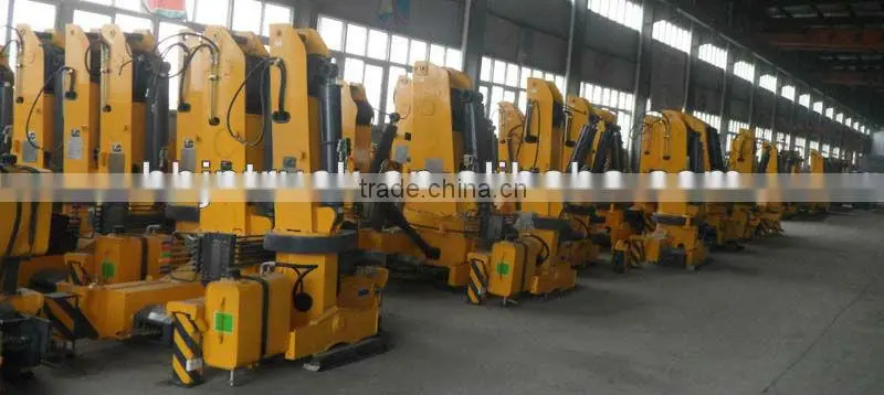 8-10ton DongFeng Lorry Crane