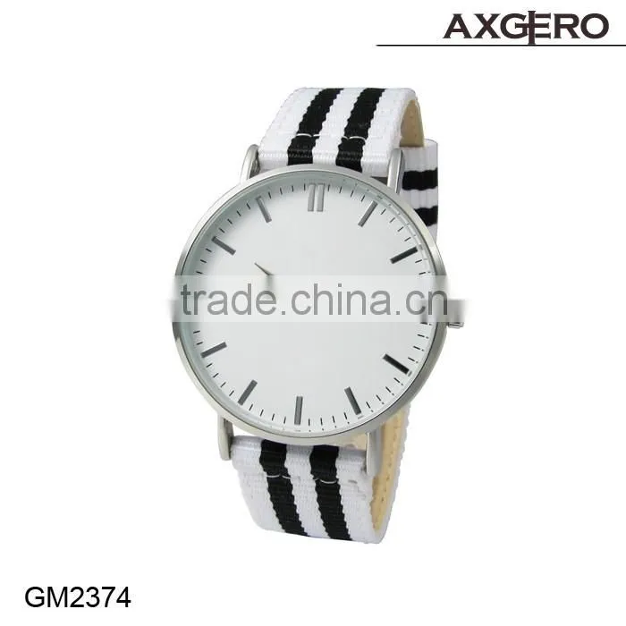 Hot seles promotional stainless steel back water resistant quartz gitz watch