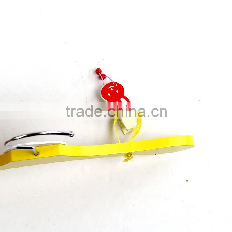 J208 child wholesale wood clothes hanger factory