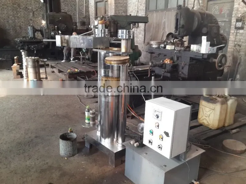 High oil-pressing ratio Hydraulic almond oil extraction machine for sale
