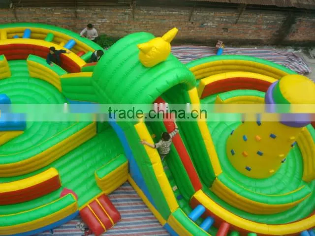 Guangzhou barry giant cheap inflatable obstacle course for kids and adult