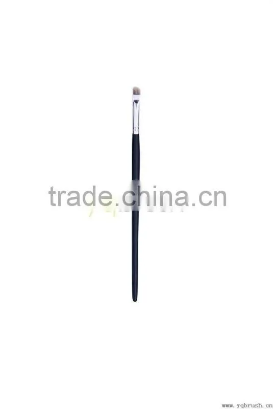 Half round small angle eye brush