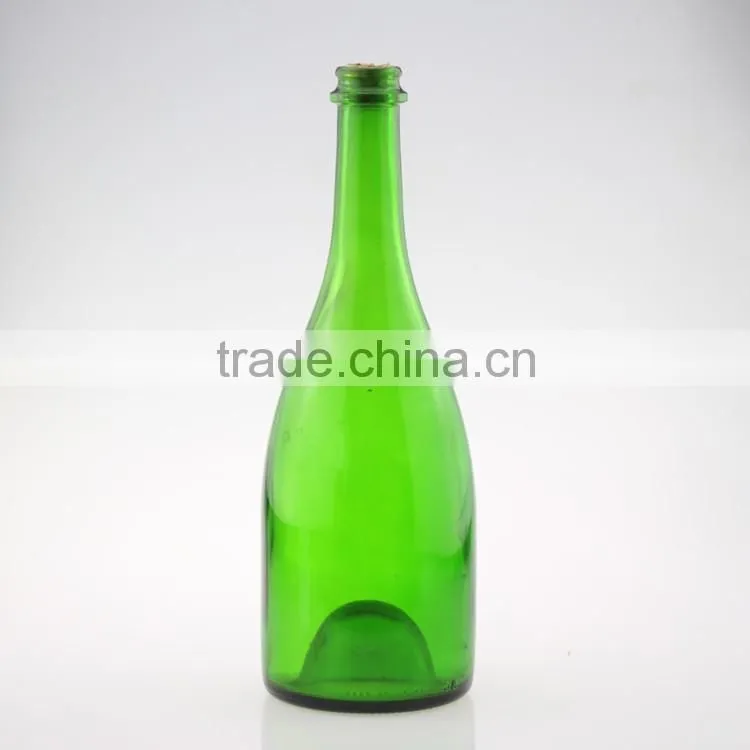 Be sought after champagne frosted bottles brand brandy bottles 600ml spary black bottle cork