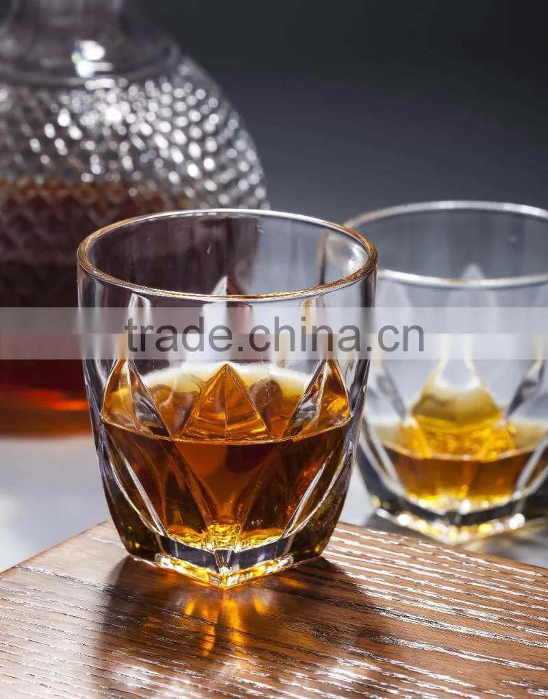 380ml clear glass cup with machine made lotus pattern for drinking