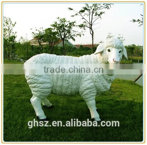 Customized garden decoration life like poly stone white sheep statue supplier
