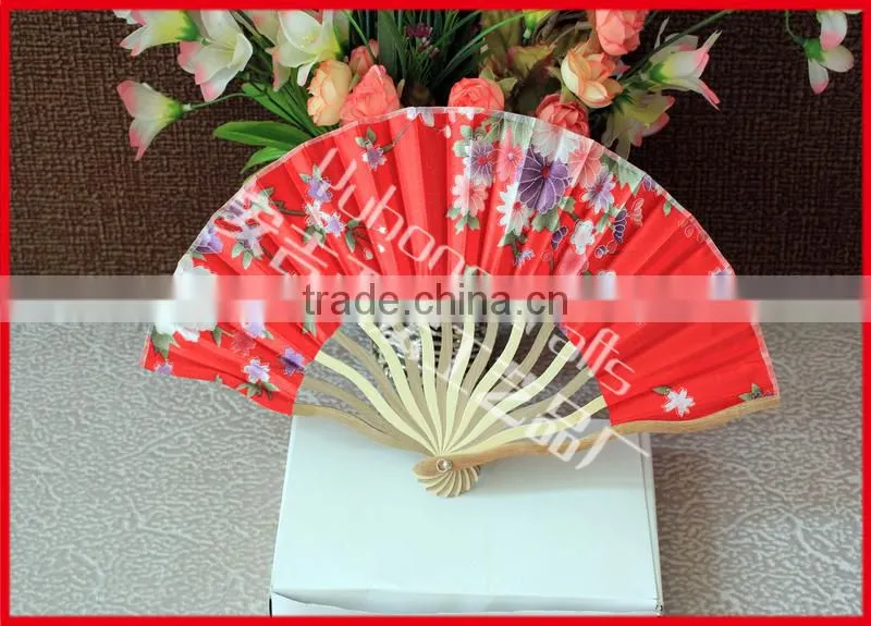 High quality ladies gift fan in bamboo