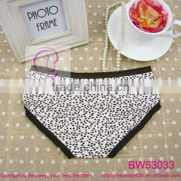 Women sexy hot images mix color briefs with lace stock fashion dress lace briefs