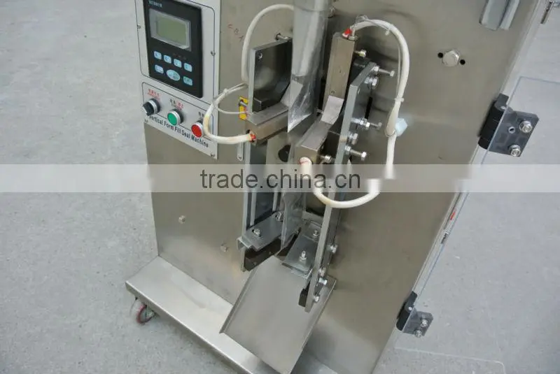 FULUKE hot selling sauce sachet packing machine, made in Yangzhou AIK