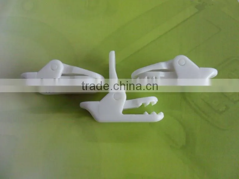 Good Price Plastic Spring Clips