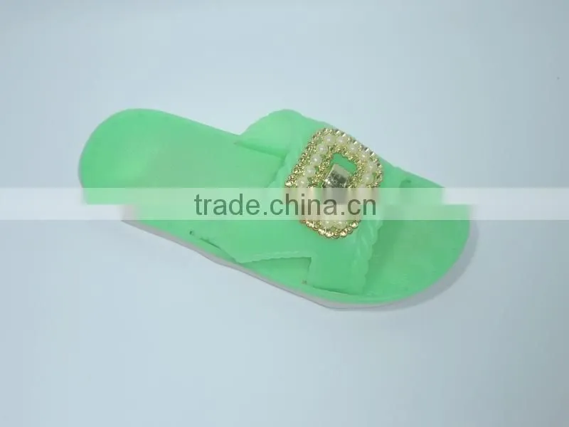 jelly slipper with flower for lady pvc slipper