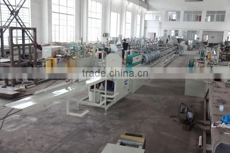 Cornice making machine from foam PS