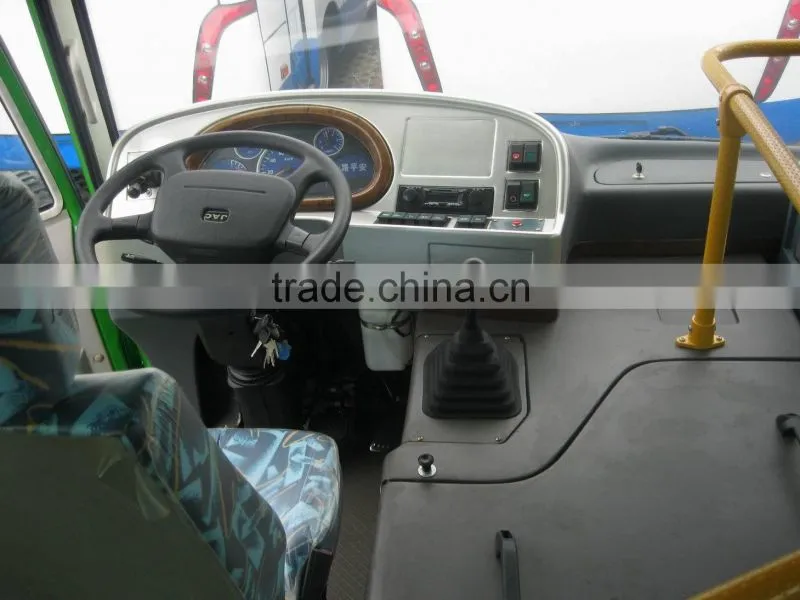 7.3m diesel fuel Euro 3 mini bus 25 seater bus with double doors for sale HM6730