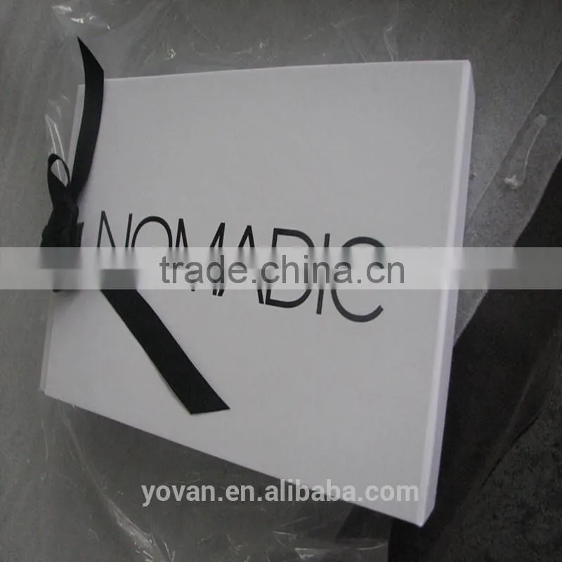 New Custom Design White Flat Folding Gift Paper box for Christmas