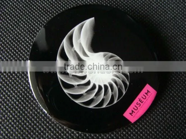 Customzied metal fashion badges in france