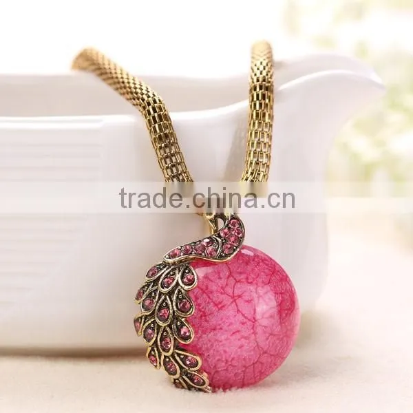 Fashion Peacock Design Gold Alloy Necklace