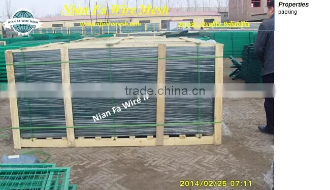 folding welded barrier fence with barbed wire