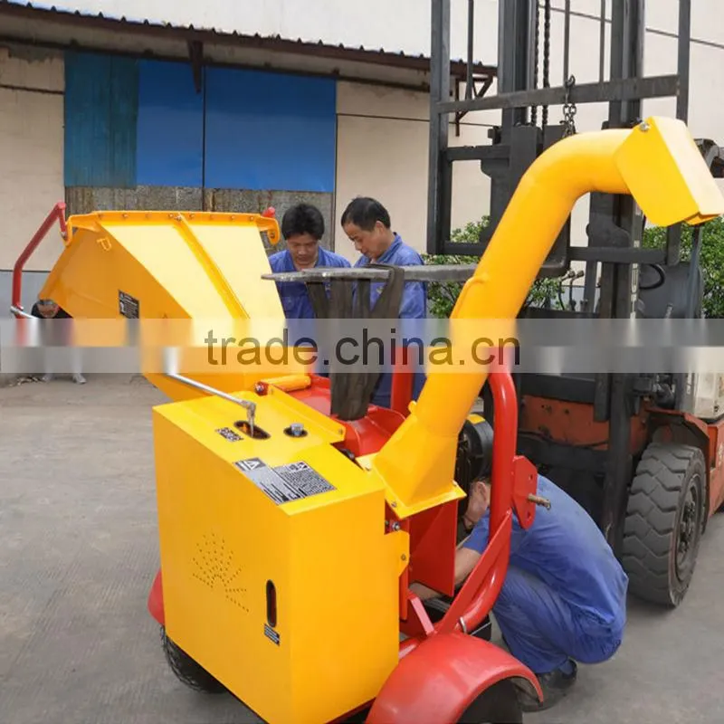 High output hard timber wood chipper