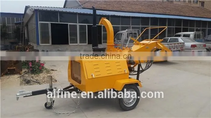 Factory directly sale high efficiency diesel wood chipper shredder