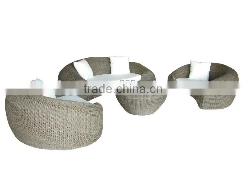 outdoor round rattan sofa