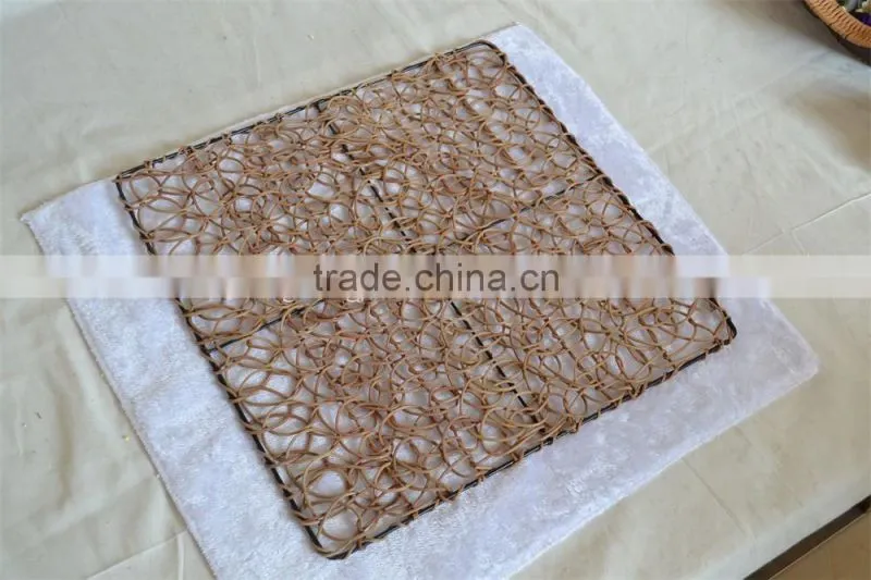 Eco-friendly rattan insulation mat for table, heat protection