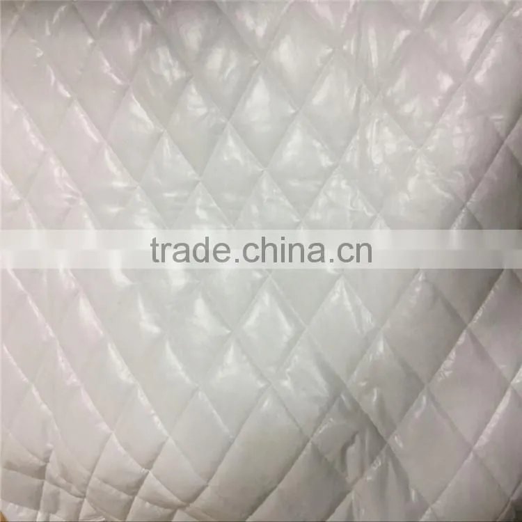 2017 new design waterproof mattress protector for home use