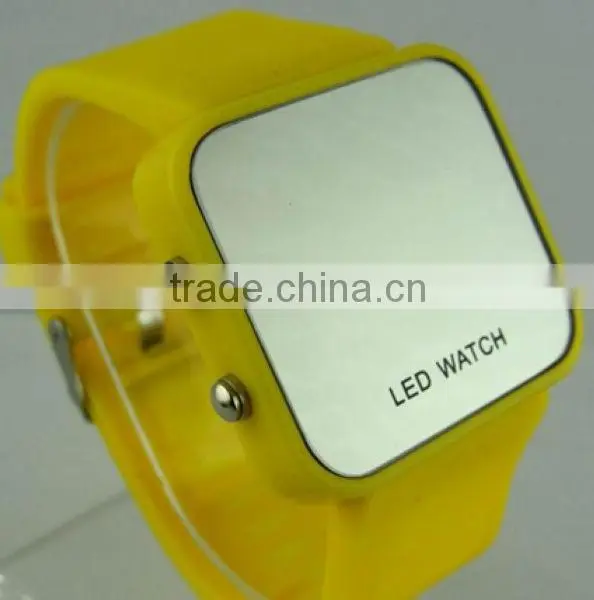 New design vogue silicone rubber nurse watch with various colors