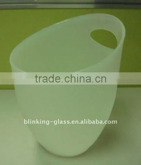Plastic ice bucket