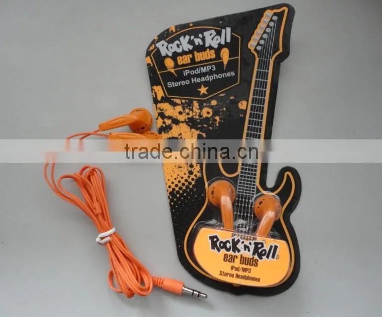 cheap earphone with packing