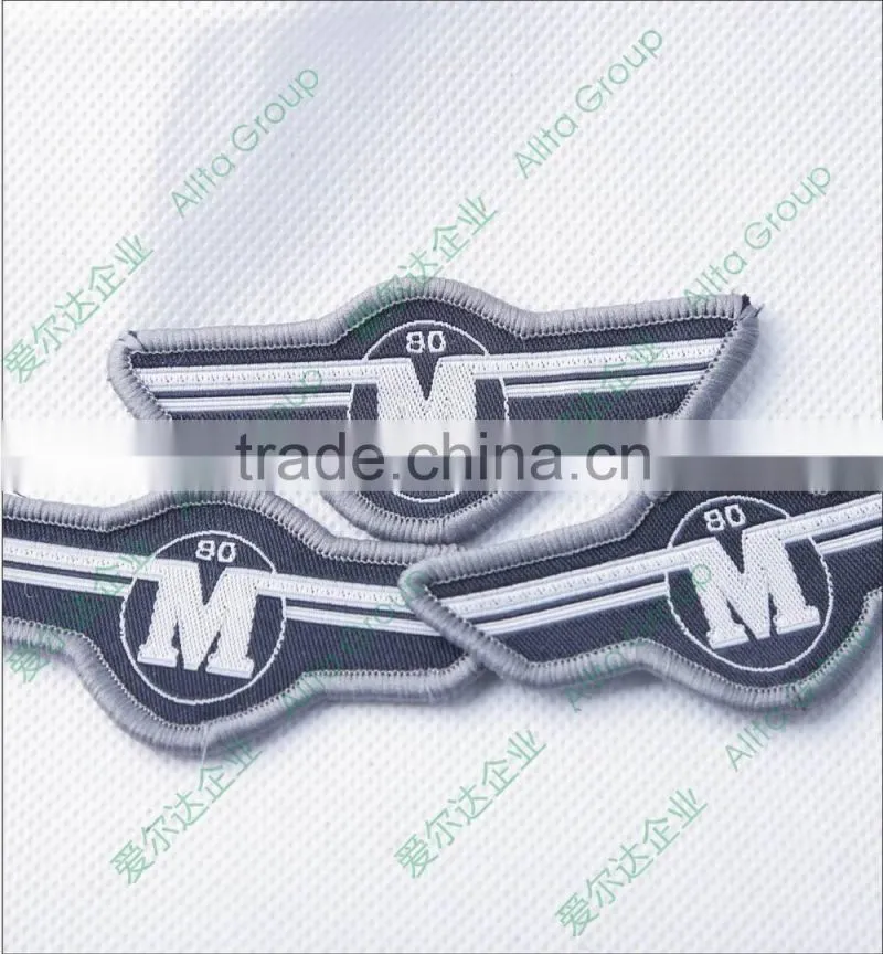 2015 Fashion custom 3D embroidery patch manufacturer