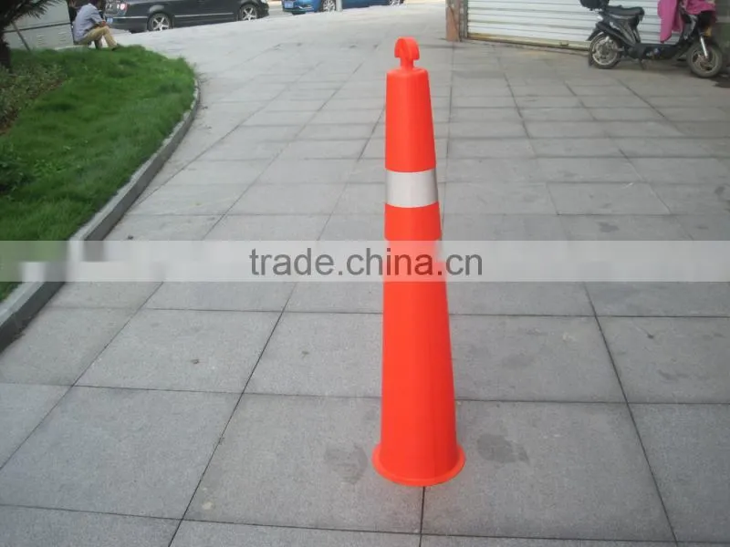 1100mm reflective post clear plastic fence