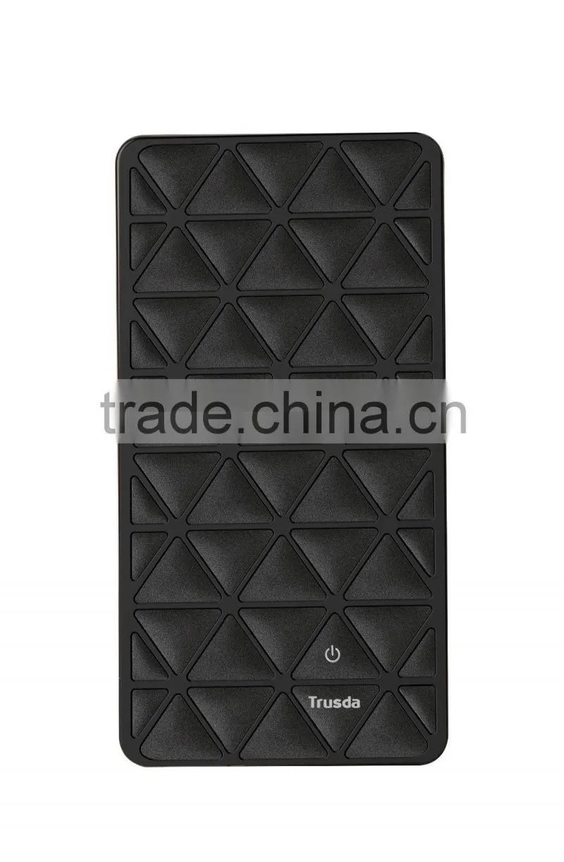 Shenzhen Hot selling 3000mAh rechargeable smart mini power bank for mobiles
