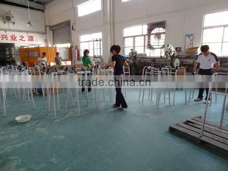 2015 Perfect design aluminum multi-functional walking aid rollator elderly rollator disabled people rollator