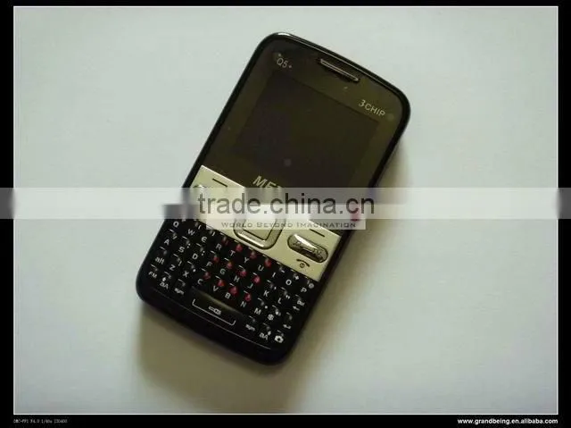 Q5 three sim three standby TV Qwerty mobile phone Russian 04