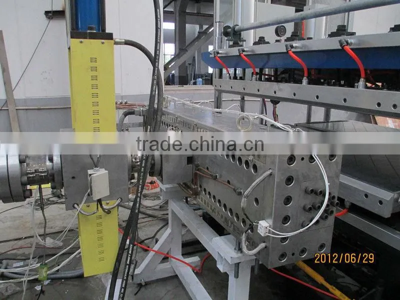high quality PP hollow sheet machine /PP hollow grid sheet production line