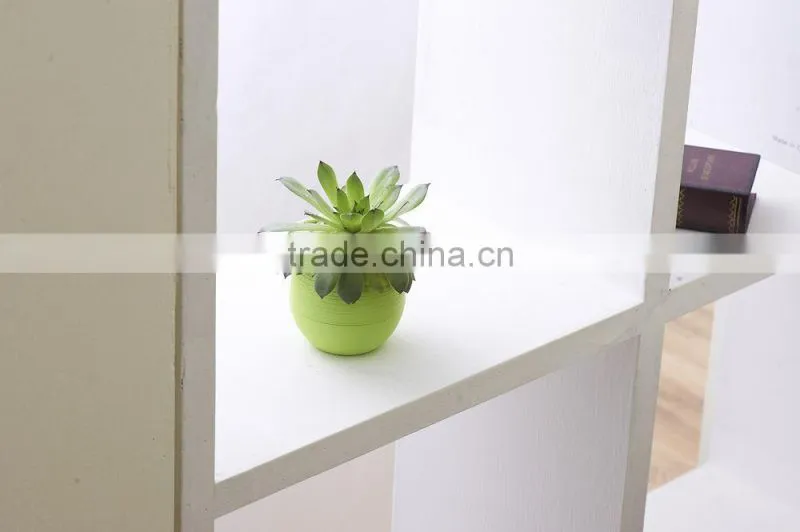 Round Plastic Plant Flower Pot Home Office Decor Planter-Medium Size