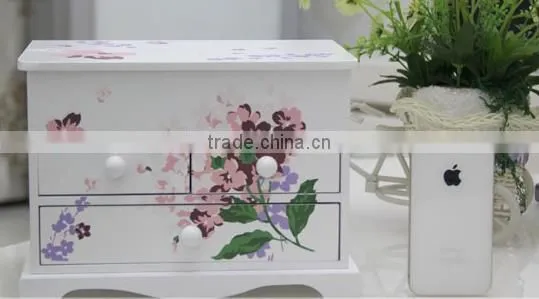 The princess Wooden jewelry box