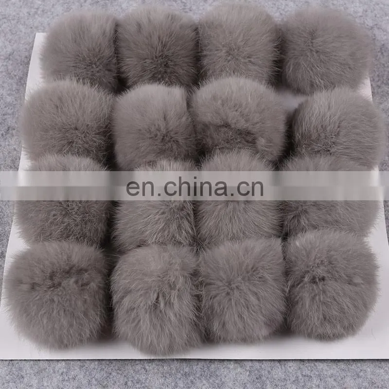 Custom color rabbit fur pompom fashion fur accessory rabbit fur ball