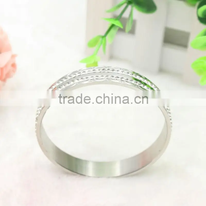 Stainless Steel Bangle with Jewelry