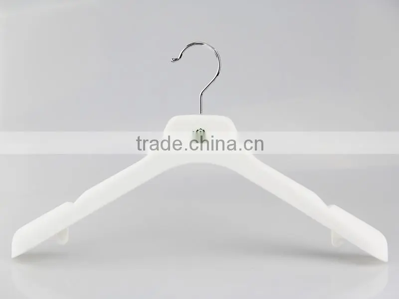 plastic top hanger customize logo velvet flocked hanger
