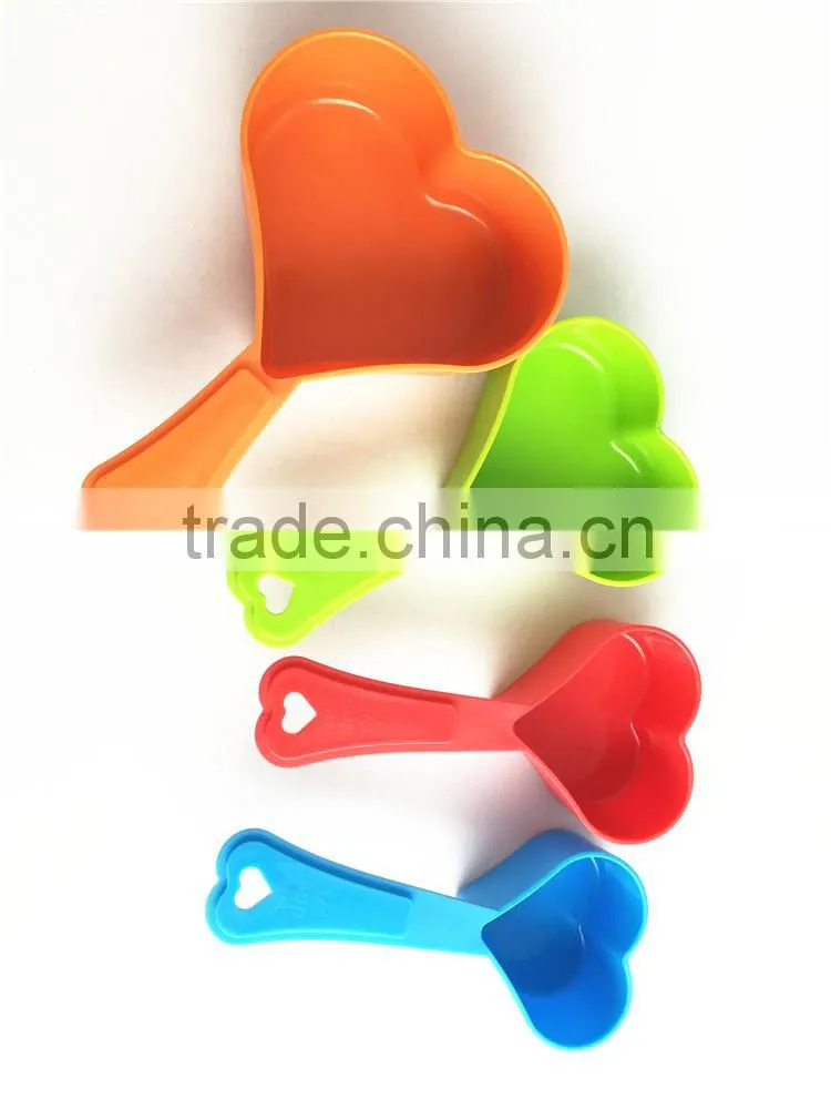 Heart shape colorful measuring cups
