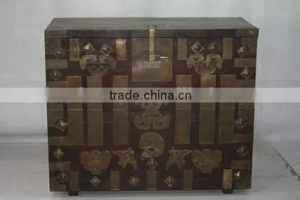 Chinese antique korea trunk