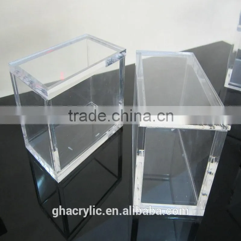 Smooth and high transparent acrylic square box