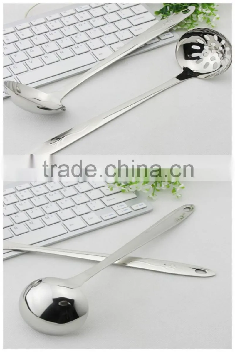 Good Quality Wholesale Utensil Soup Ladel Wire Skimmer with Rose Pattern Handle