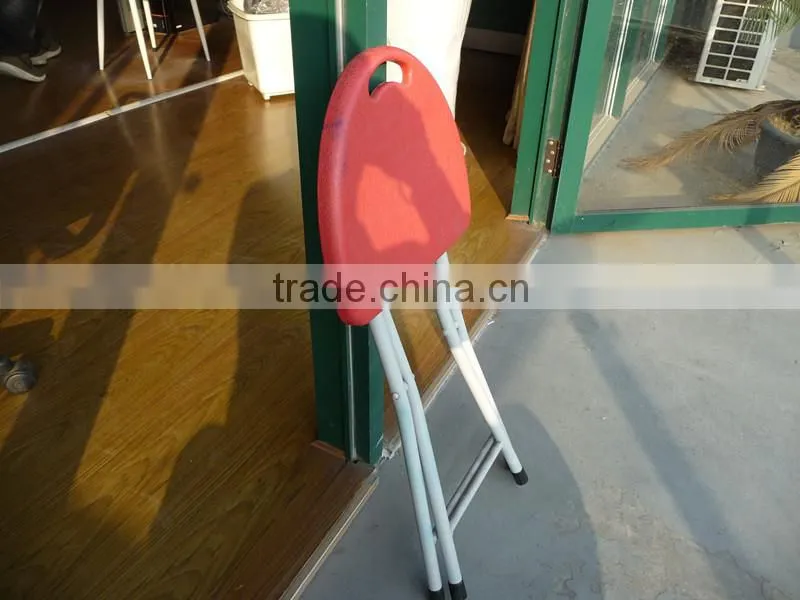 Strong and durable triangle top portable metal foot stool